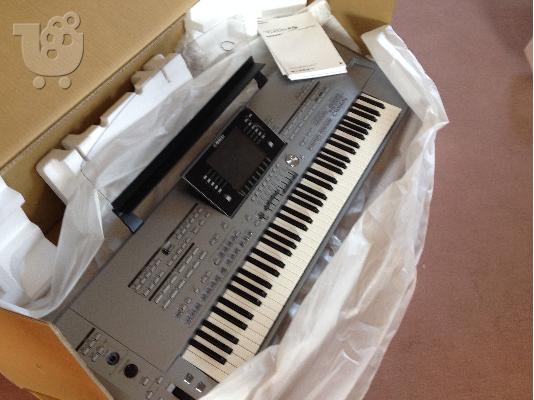 PoulaTo: Yamaha Tyros 4/ 5 Keyboard synthesizer